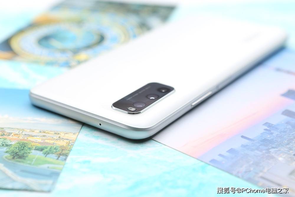 冰峰|iQOO Neo5 活力版体验：亲民价格突出实用性