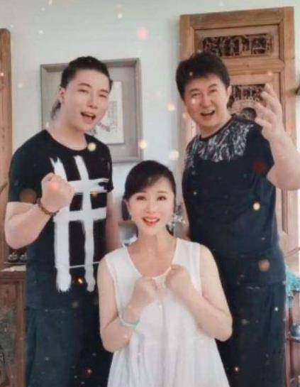 什么任静成语_付笛生任静(2)