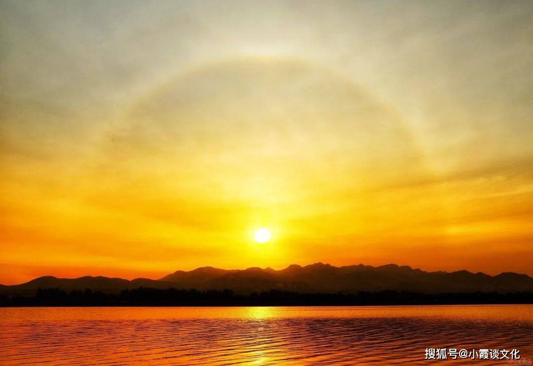 温暖自己,以阳光的心态,迎接每一个清晨,心态充满阳光,世界也因你而