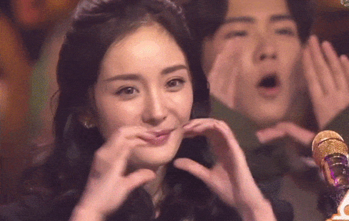 2cb2c5739cc149a0a6b0b70ff47fb3c5.gif