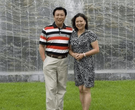 唐国强55岁混血妻子近照曝光,结婚26年超恩爱