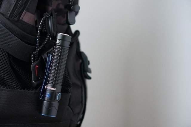 必备|高强度、长续航、夜钓必备单品——傲雷战术手电体验