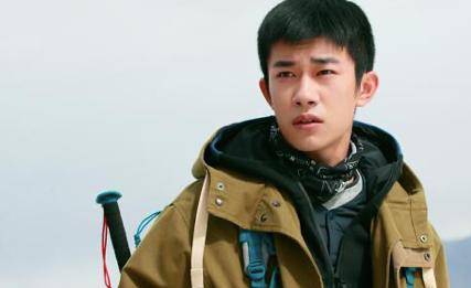 易烊千玺的电影哪部最好看 2dd6c818c1e848439d781f9e18e42c3c.jpeg