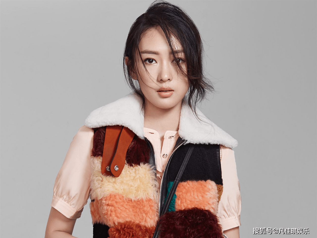 被张国立儿子家暴和闺蜜撕破脸童瑶嫁给51岁富豪后获金鹰影后