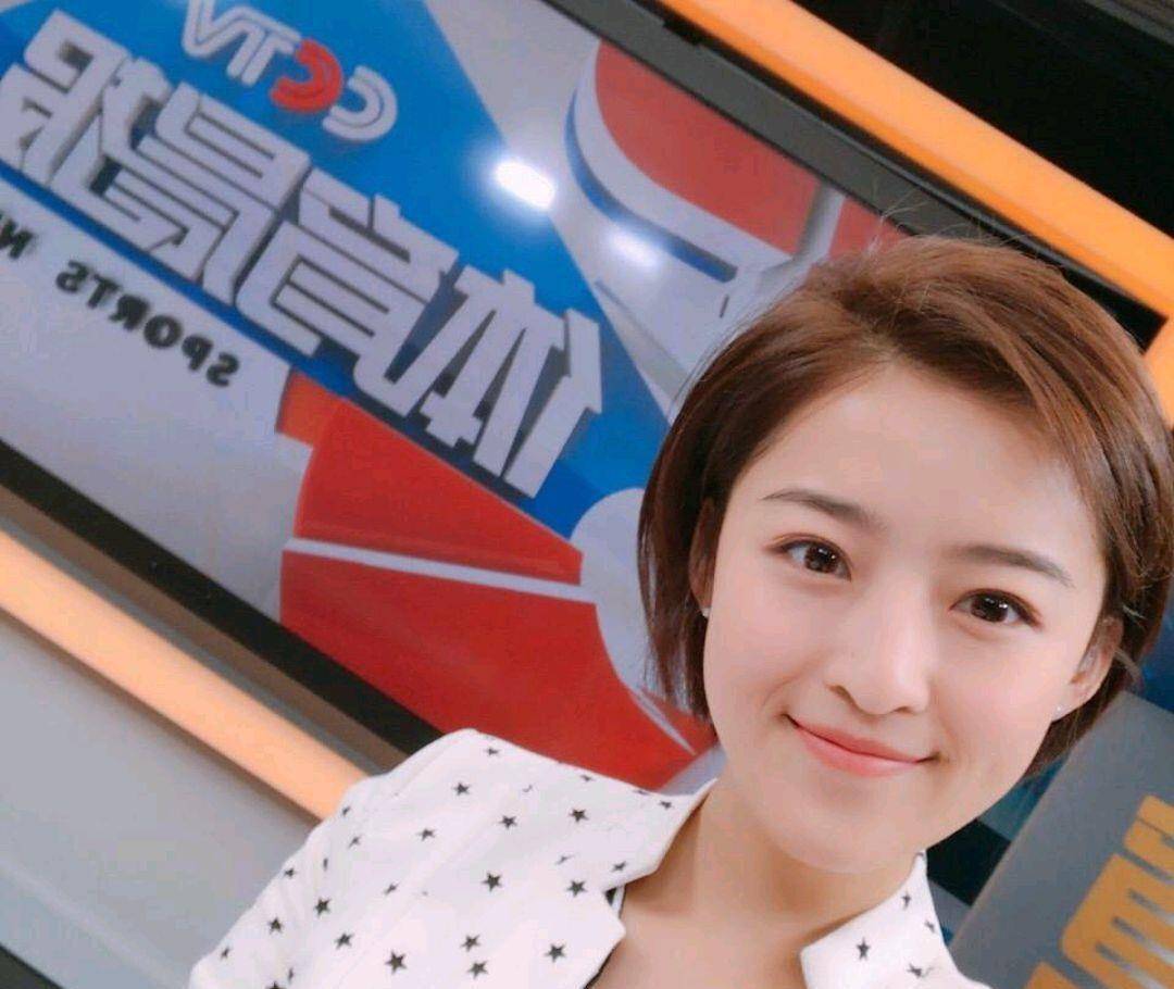 原创又一央视女主持发文离开央视别低估了生活的残酷