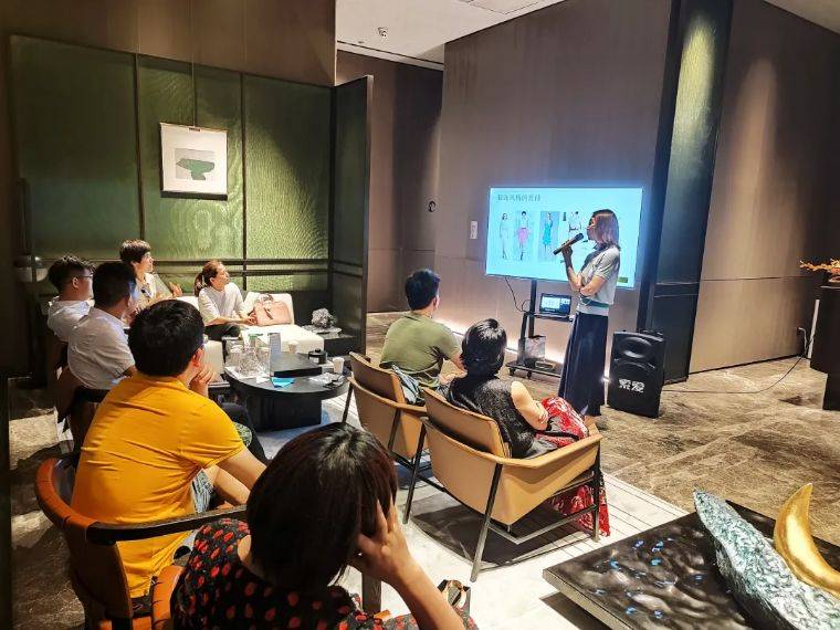 怎样改造自己形象 d6678c4f6aff4ded92ef5cac9a087ba9.jpeg