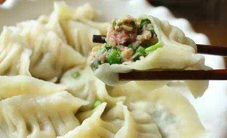 豆腐馅饺子怎么调馅好吃 3753e26272cb4179adb55e05a945e2de.jpeg