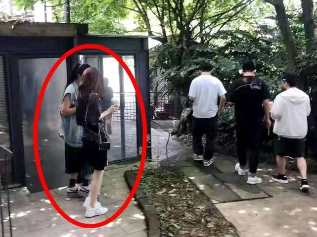 从毕业到身价580亿女富豪,她才用了6年!