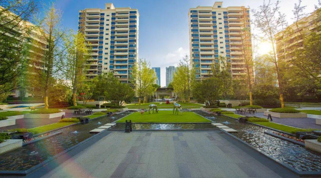 编辑置信·丽府项目效果图新的一年,遂宁置信团队也将始终坚守初心