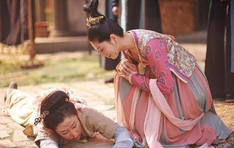 原创公主沦落民间成了富家小姐的奴婢回宫后便将千金处死