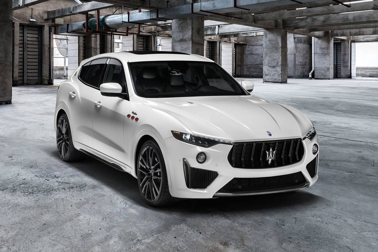 v8发动机的怒吼新款玛莎拉蒂levantegtstrofeo上市售15658万元起