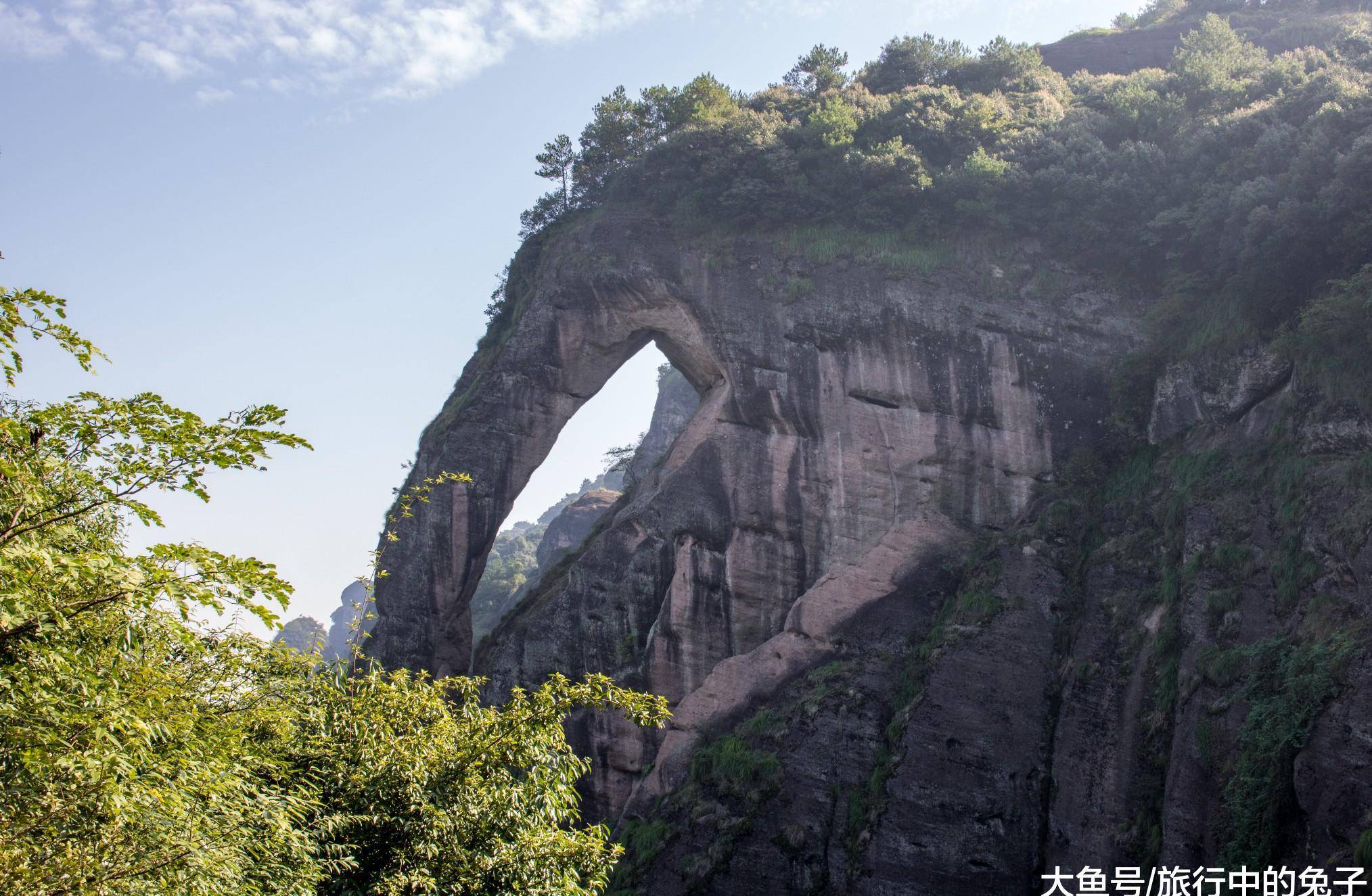 龍虎山旅遊攻略:走進美麗江西,探訪道教祖庭_棺材