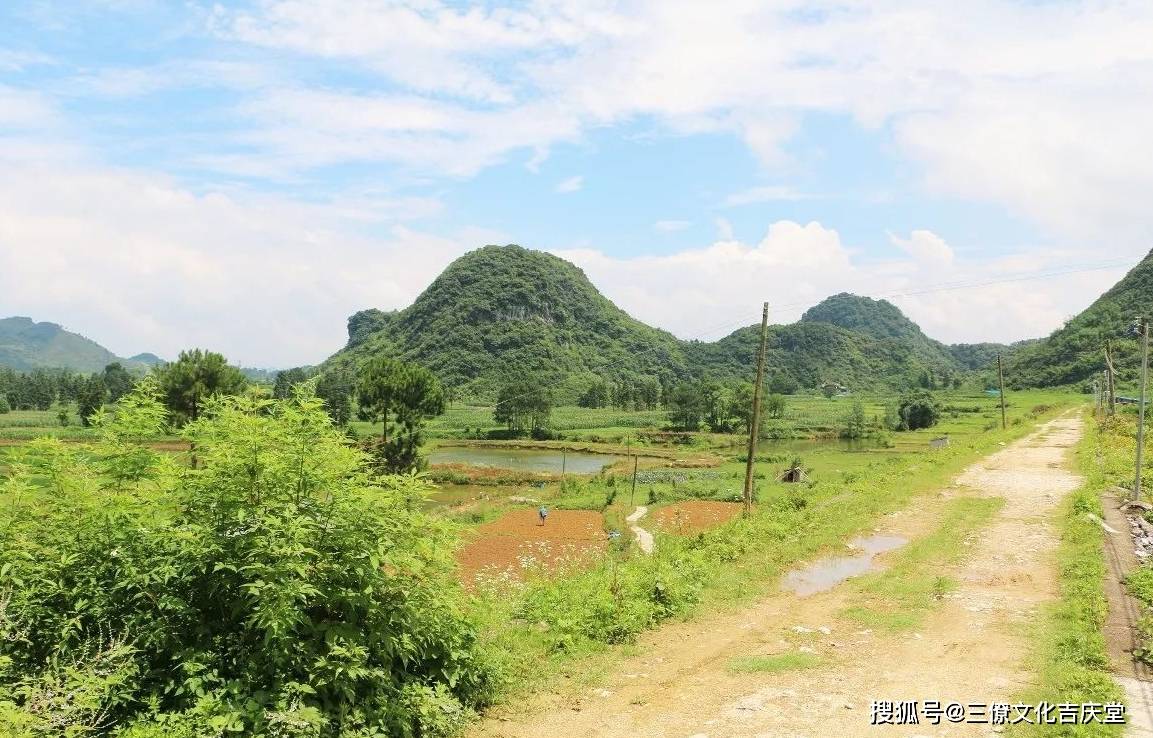 6,献宝砂:高大的土形山上有金形山隆出者,称为献宝.