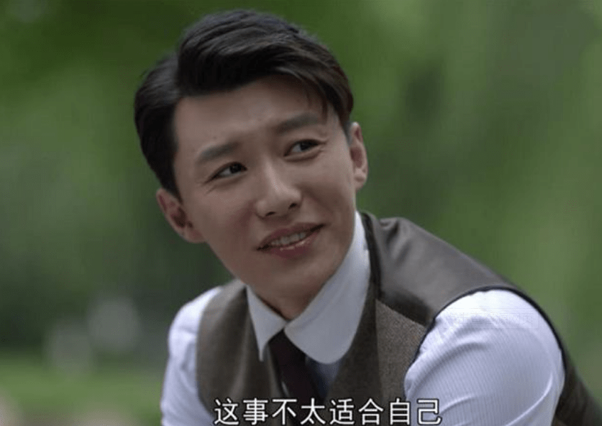 林楠笙唯一的挚友左秋明活着的时候,前期他们就算没有