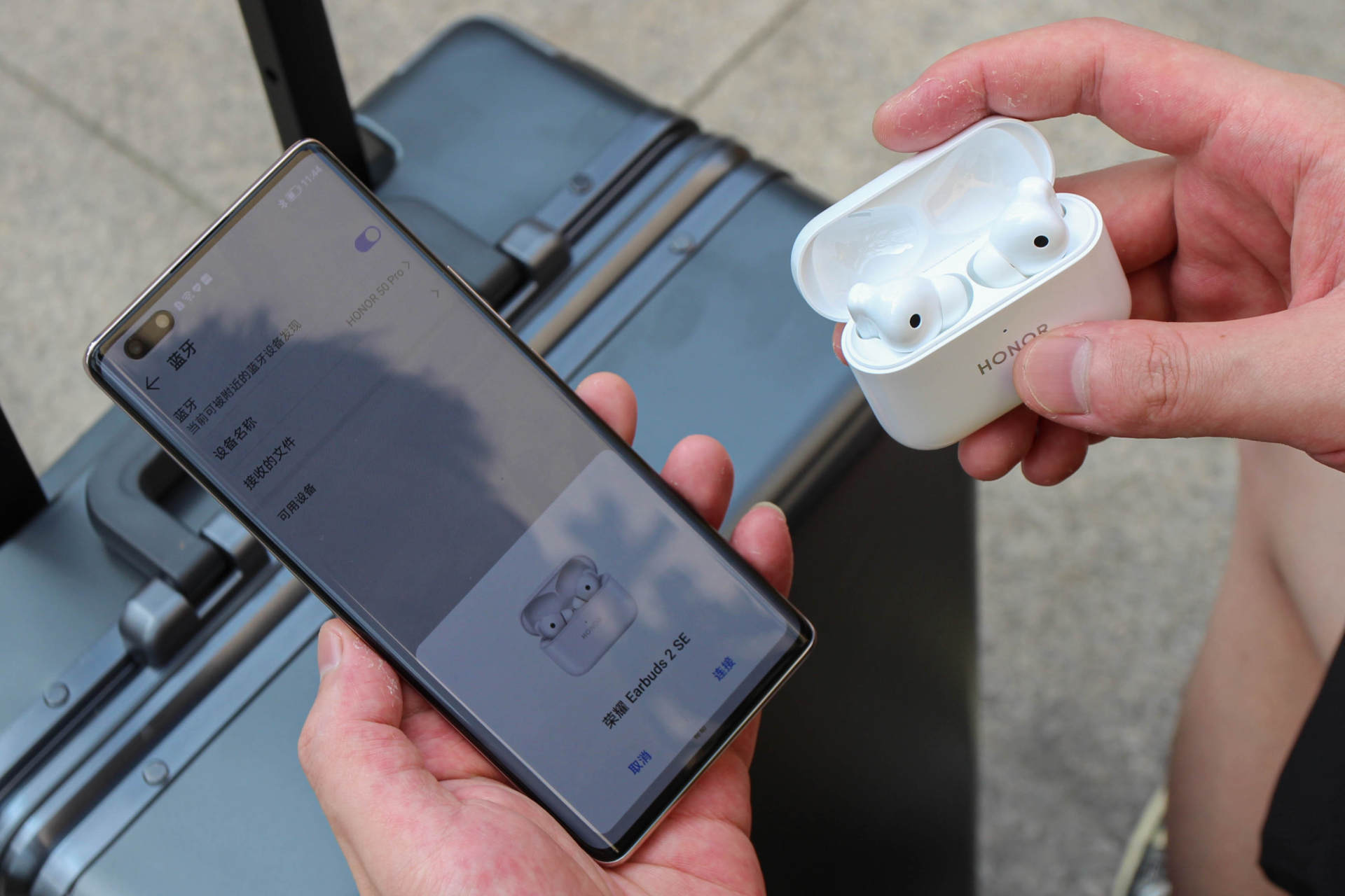 单次续航10h综合续航32h荣耀earbuds2se让你摆脱续航焦虑