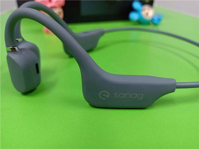 长耳朵|运动黑科技、防水骨传导 sanag骨传导蓝牙耳机 A5S 评测