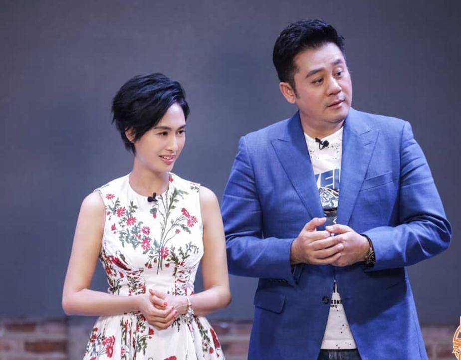 52岁梁非凡被tvb雪藏老婆炒iphone毁了他30年的努力