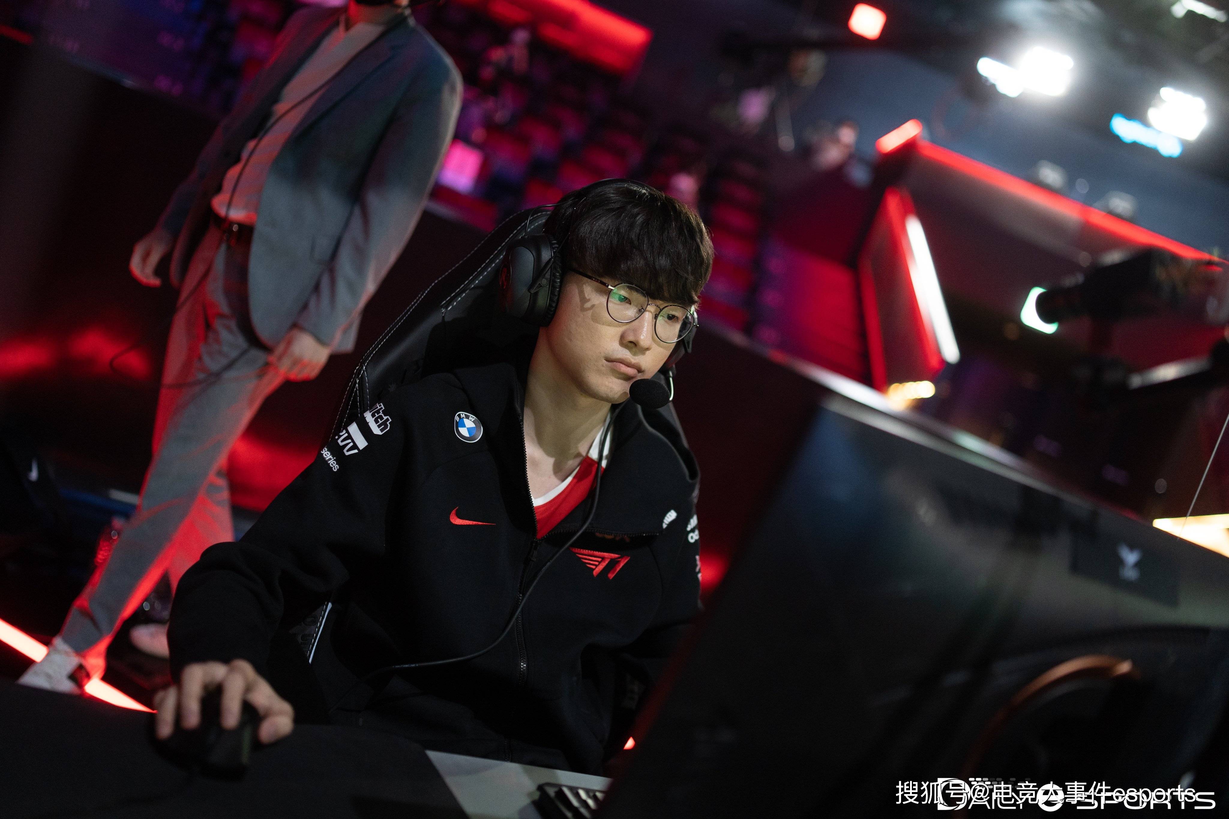 Faker|T1遭遇开赛两连败，如今这套首发看来又得换，除了中辅全都有问题