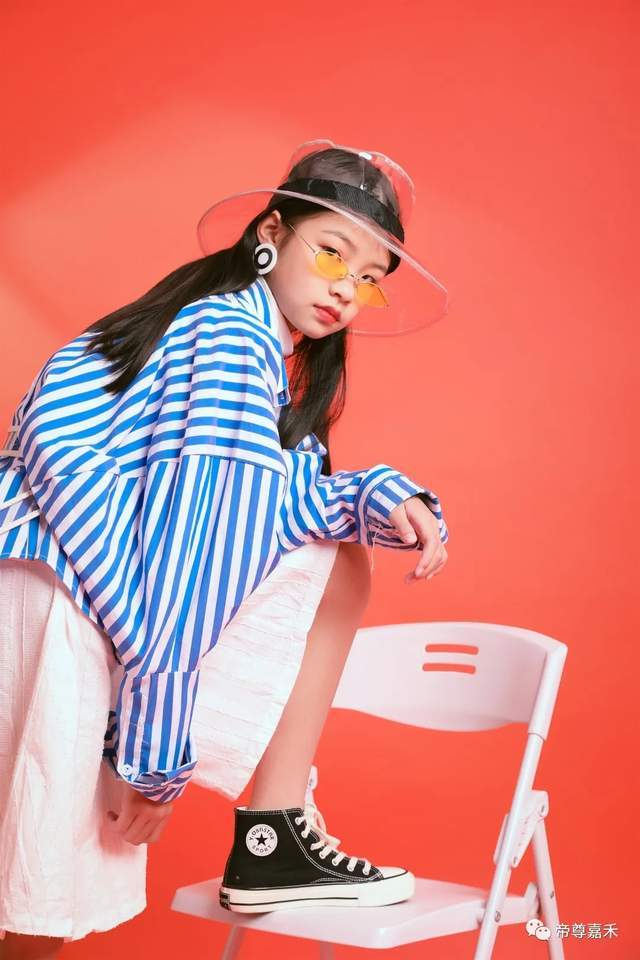 儿童模卡casting精选​时代华娱小艺员黄诗淇