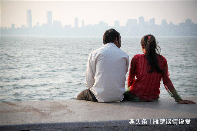 周末夫妻看电影 84f735398bb747fb9a42dd91c16c3ca0.jpeg