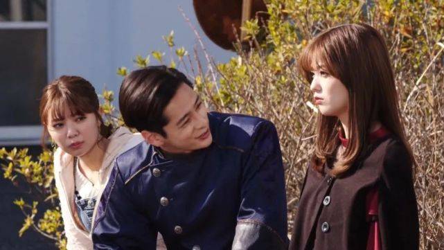 假面骑士specter Blades预告来袭 深海诚兄妹混合双打击败强敌 伦太郎 假面骑士specter Blades预告来袭 深海诚兄妹混合双打击败强敌 伦太郎