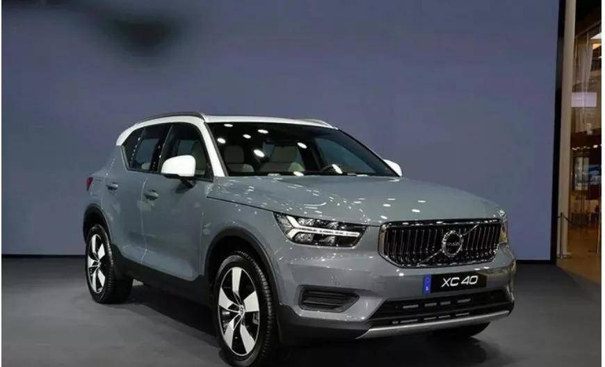 2022款沃尔沃xc40上市价格不变配置却减了