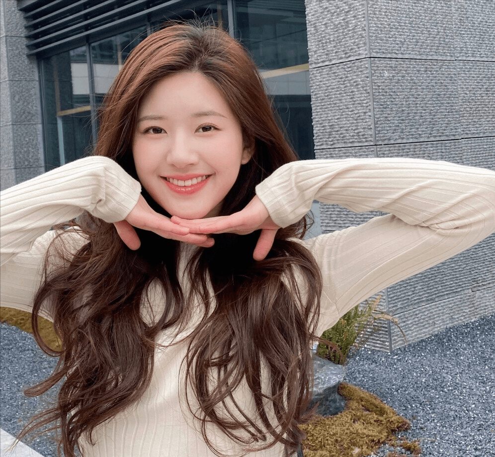 这4位95后小花各有各的美找对风格太重要了