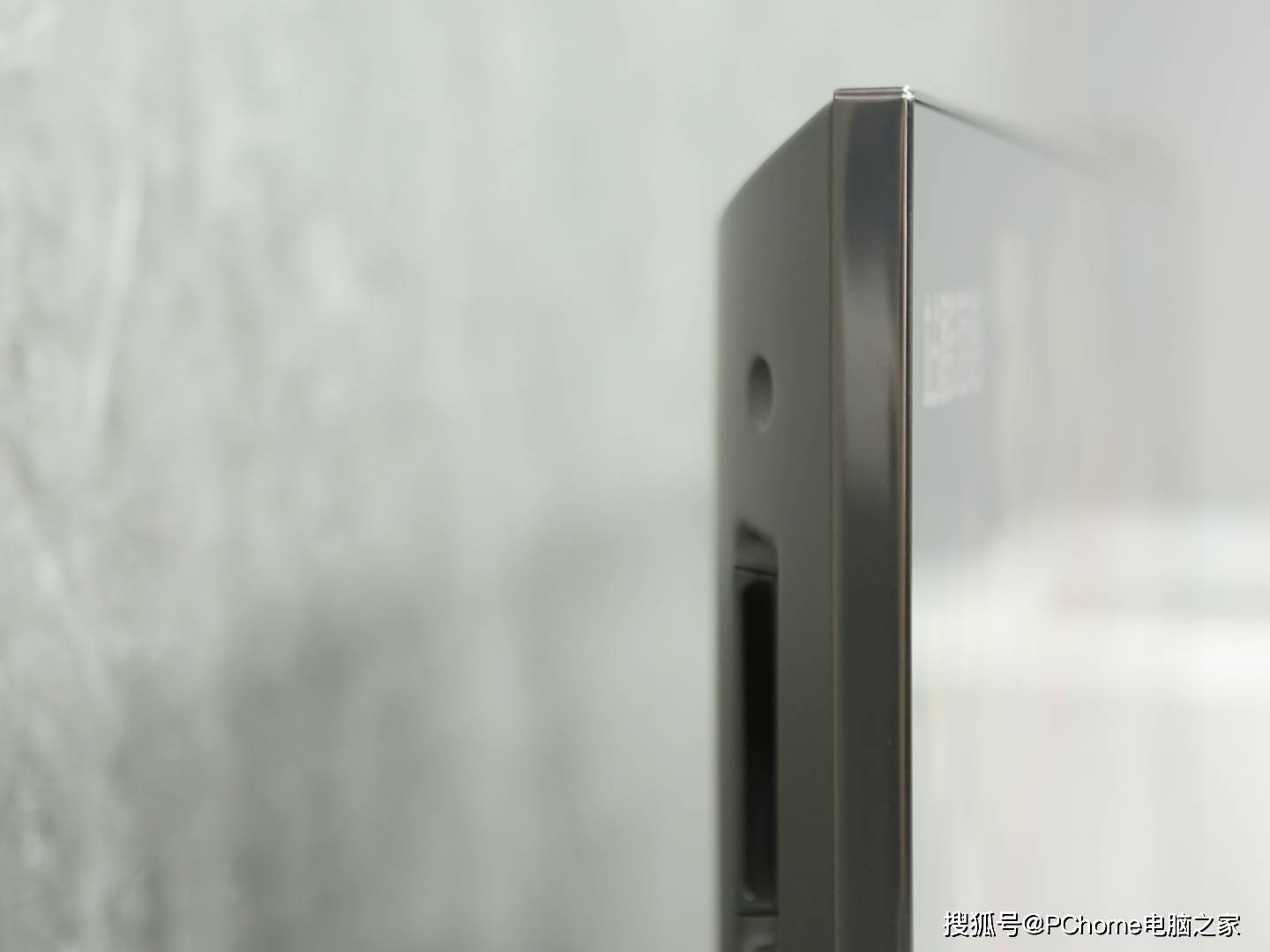 钉子户|小米电视6至尊版，将成钉子户的「6代」新品