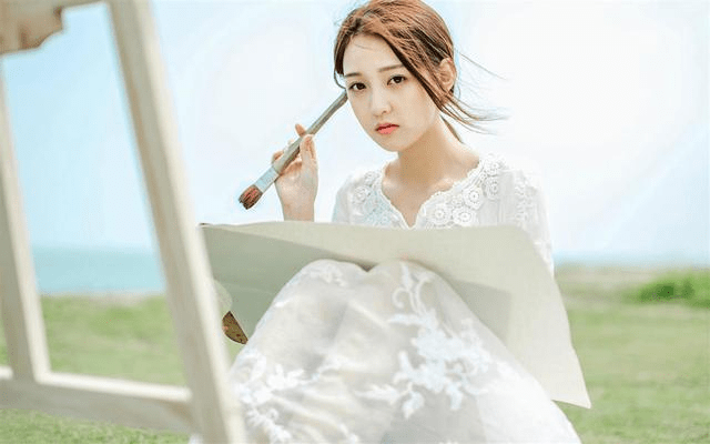 女孩子怎么变得大方 c43b906fe5a14182b58fd884430a950a.png