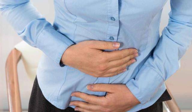 大便|肠道出现异常，身体不会静悄悄，3个表现早发现，别拖别大意