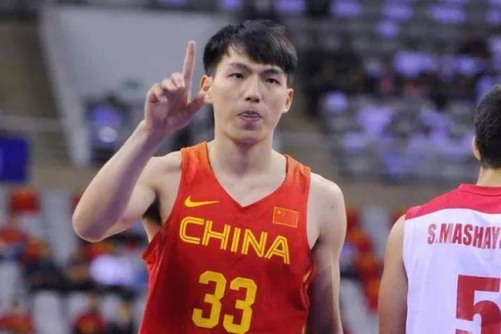 吴前大赛前改球衣号码,1号到33号,加拿大和希腊有没有慌?