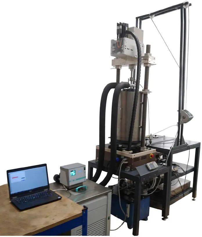 gds动三轴试验系统论文下载