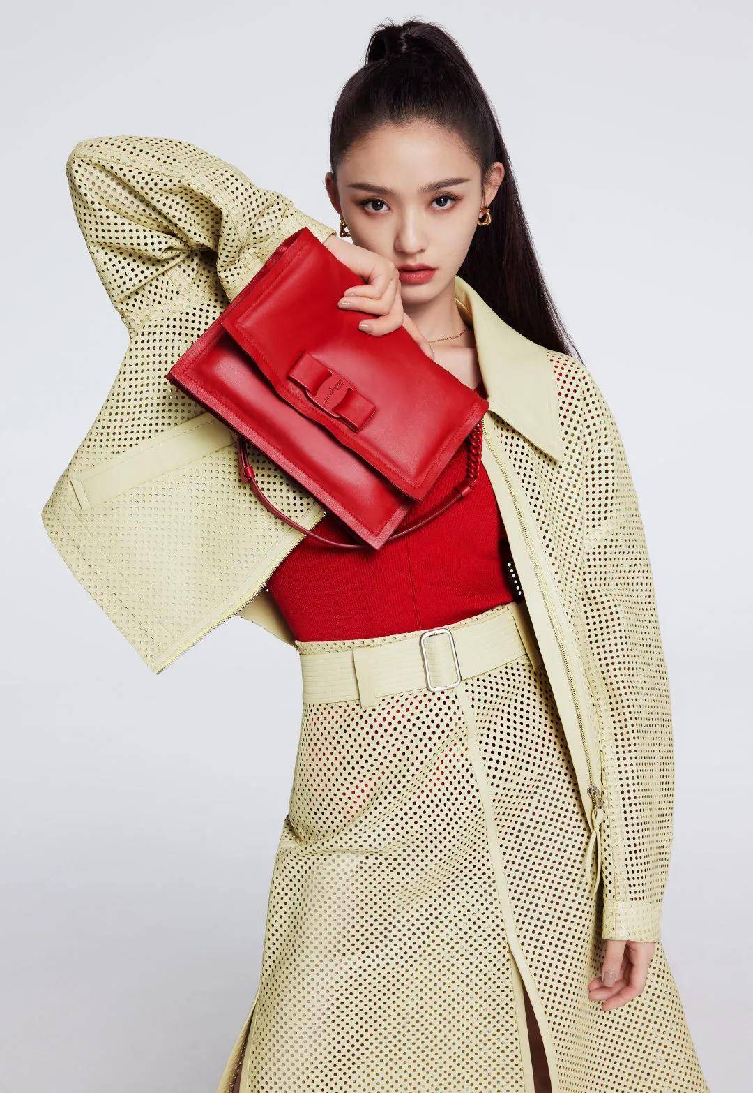 系列|林允成菲拉格慕全球品牌代言人，GUCCI上海大秀群星闪耀…