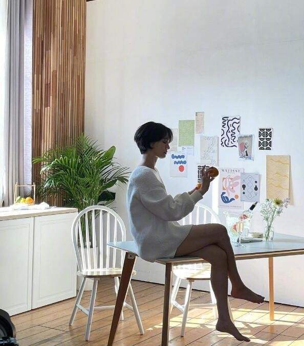 橘色|舒服自然的短发girl 气质和长相都很舒服的盐系风