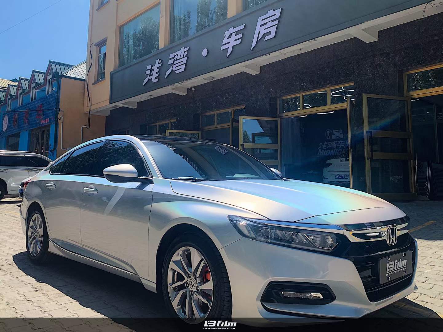 本田雅阁汽车改色贴膜lbfilm改色膜镭射白