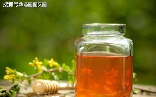 喝多少水会有尿 bc889754017f4e09a72b8574698d5fa6.jpeg