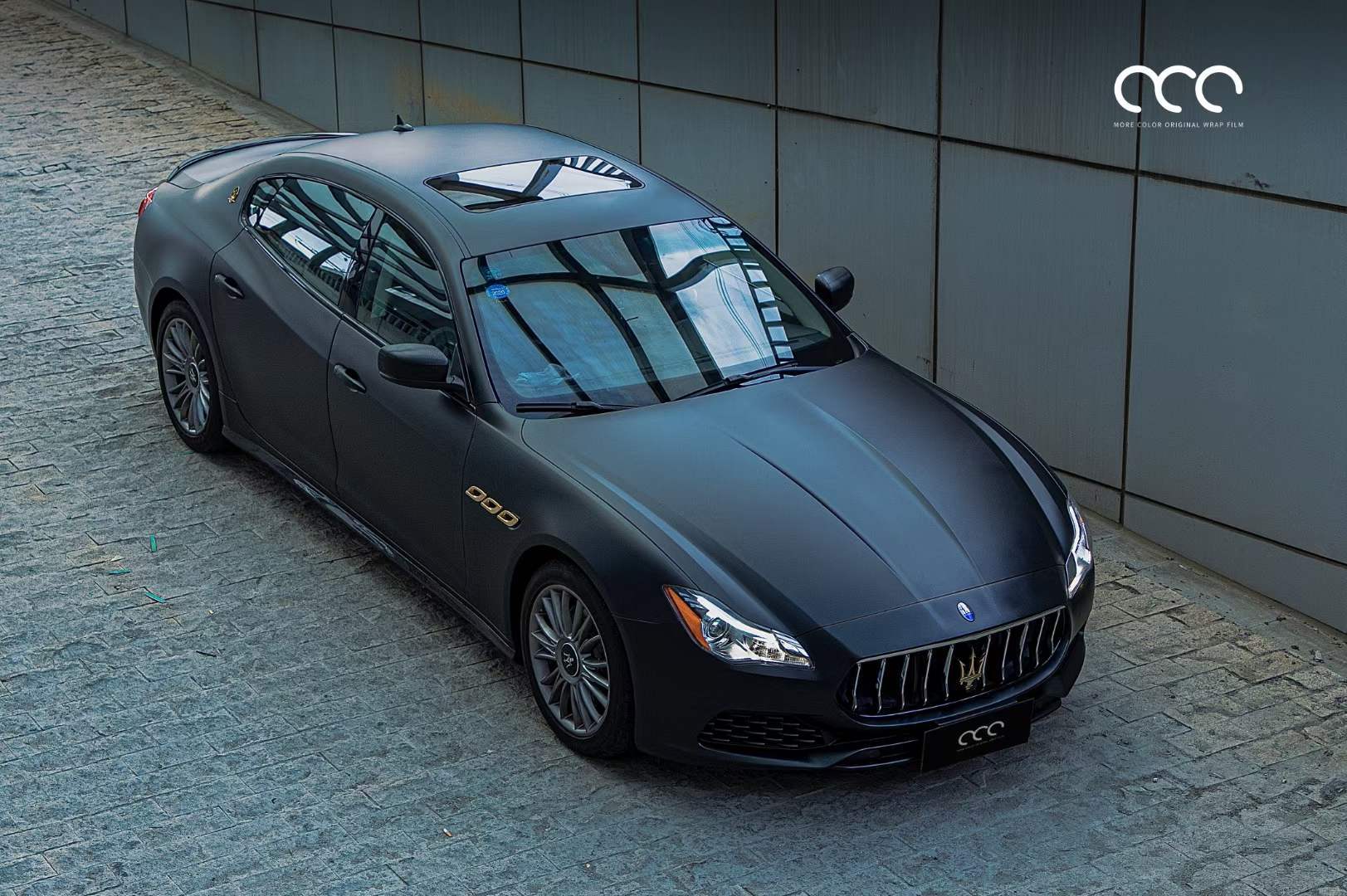 玛莎拉蒂全车贴膜改色mcwrap漫彩改色膜亚光黑