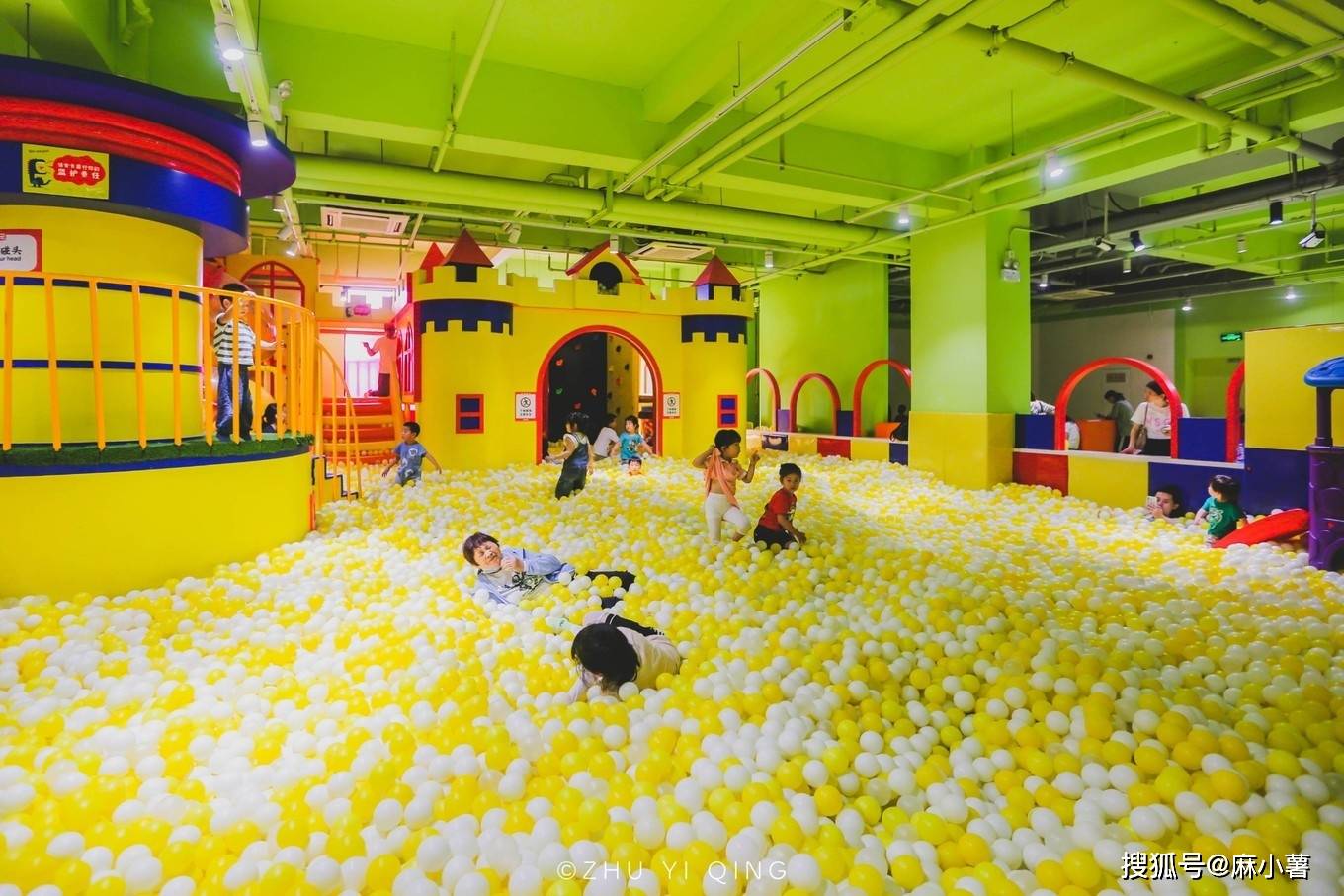 上海暑期遛娃胜地,宝燕乐园开启玩水时光,2万平米一天玩不够