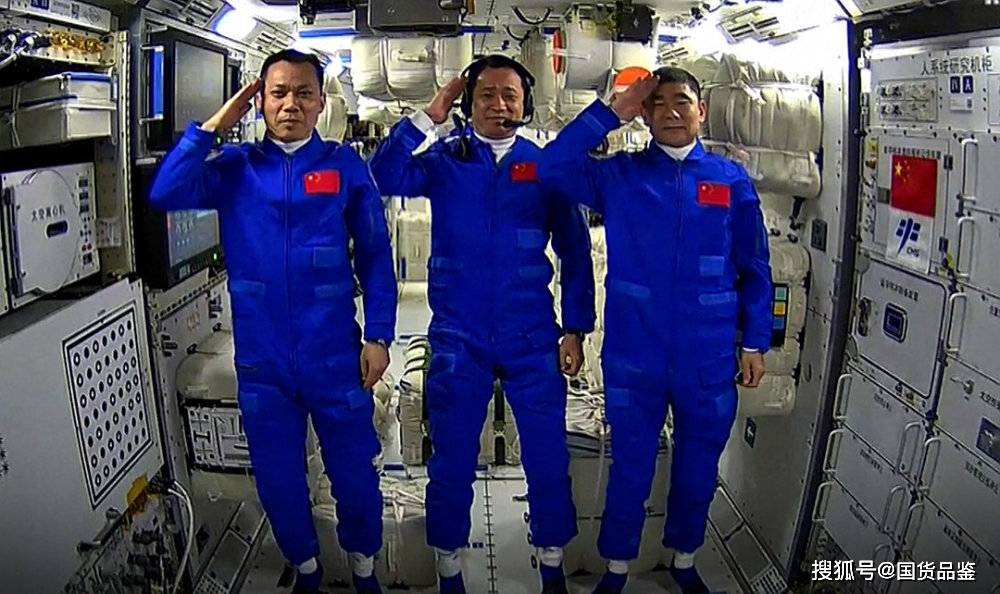 早就开始了各项工作,我们也从画面中有幸见到这所中国人建造的空间站