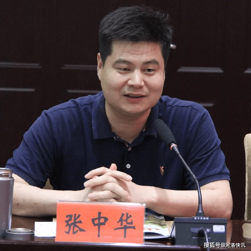 卢氏县人民检察院副检察长吕建国介绍了马玲玲办理公益诉讼案件和支持