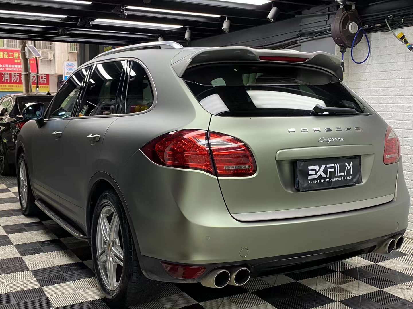 保时捷卡宴ekfilm-ek改色膜超亚金属灰绿
