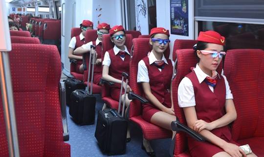 怎么才能当民航空姐 5089ef08de5c4e0b814e3ca6799e99de.jpeg