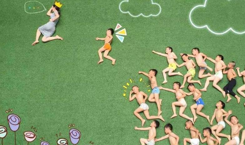 家长|老师收集孩子拍毕业照的建议,妈妈发了一句话,家长群“炸”了