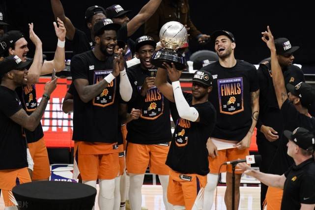 CBA|21位专家团预测NBA总冠军！14人看好太阳，9人认为会有抢七