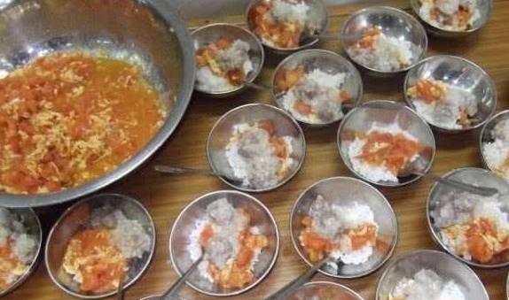 什么|孩子最爱的幼儿园“大锅饭”，有什么魔力？4点优势在家很难做到