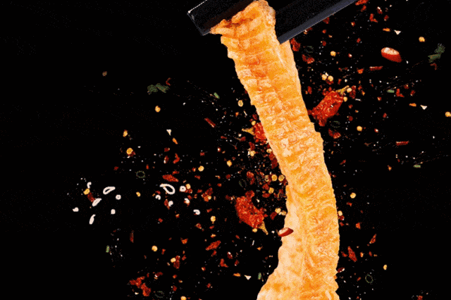 辣味|建议:逛大润发时,看到这些辣味零食别小气,香辣过瘾特解馋!