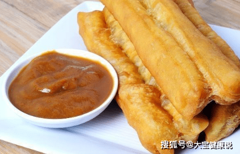 食品|早餐到底吃还是不吃？不吃早餐可以减肥吗？多数人走进了“误区”