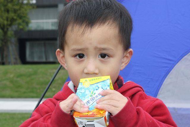 因为|5岁孩子肠胃衰竭,看到孩子的早餐,医生:怪不得!没一样有营养