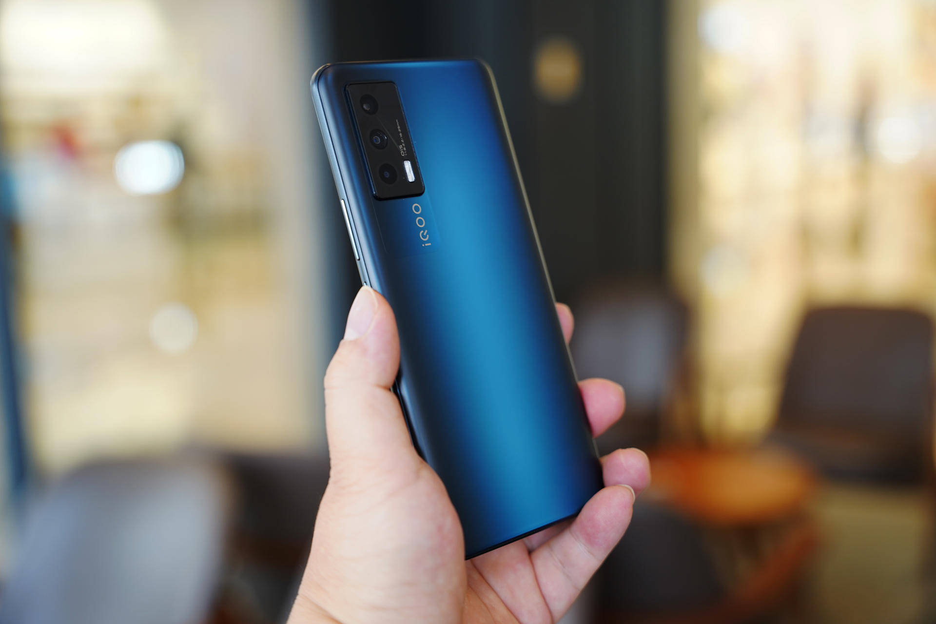 骁龙888都跑不满的60帧游戏iqooneo5为何能实现120帧