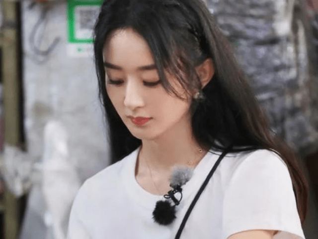 因为|同是遭网络暴力，赵丽颖杨迪待遇却大不相同，人缘好坏一目了然？